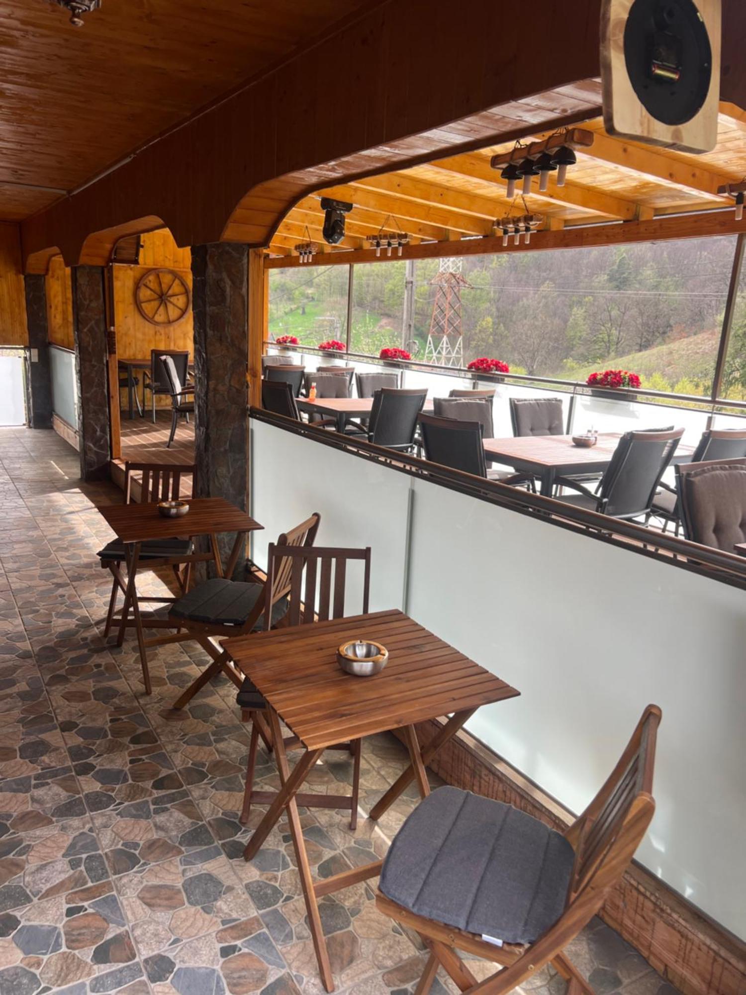 Gasthaus Casa Kugler Anina Extérieur photo